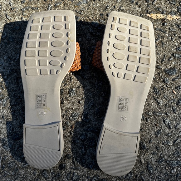 La Pinta Genuine Brown Leather Sandal - Size 39 - Picture 3 of 5